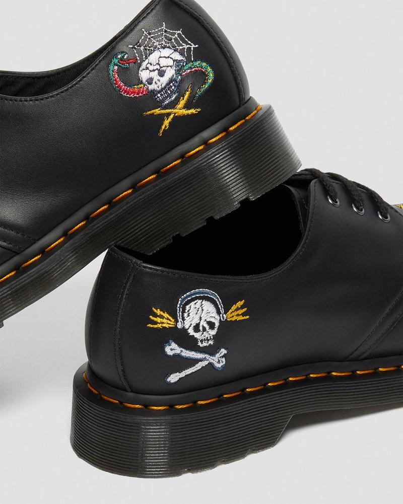 Black Men's Dr Martens 1461 Souvenir Embroidered Leather Oxfords Shoes | CA 605YXF